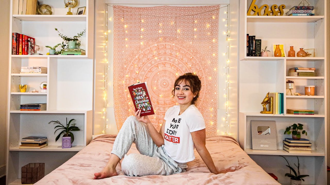 sleeping in my bookshelves + getting ready for the book signing + christmas vibes ✨ AUTHOR VLOG