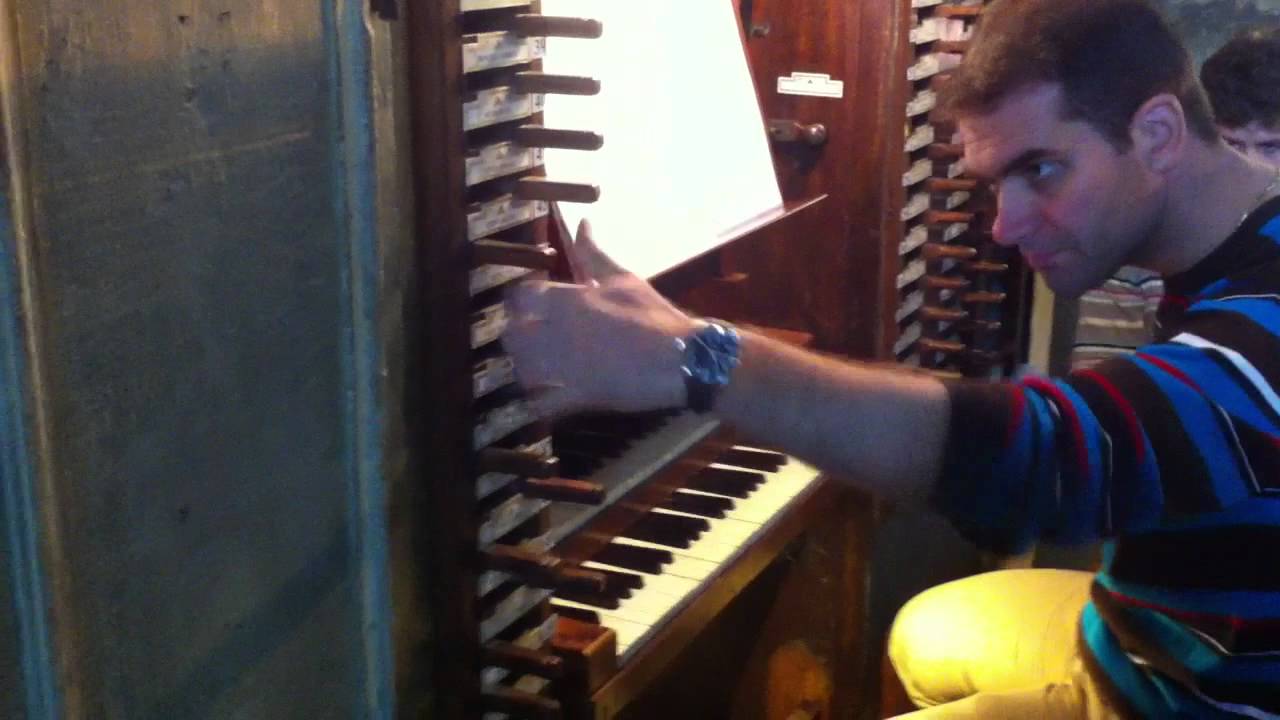 Organo a canne della Cattedrale di Asti del 1850