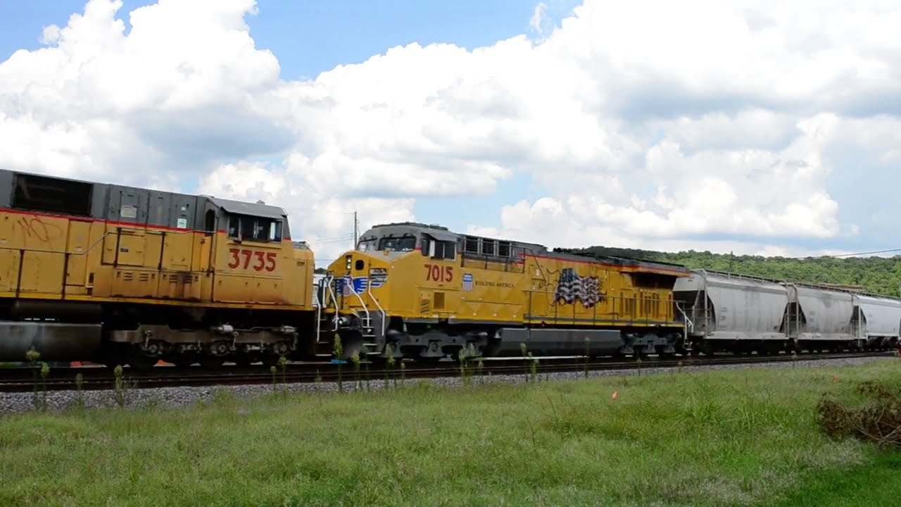 Union Pacific MASNP 18 at Pacific, MO - big train with a DIT SD90MAC, mid and rear DPUs