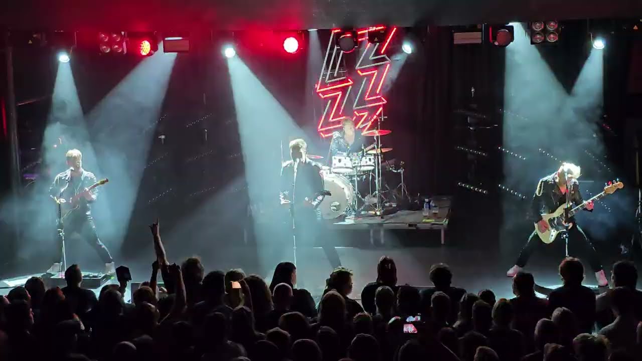 Royal Republic - 