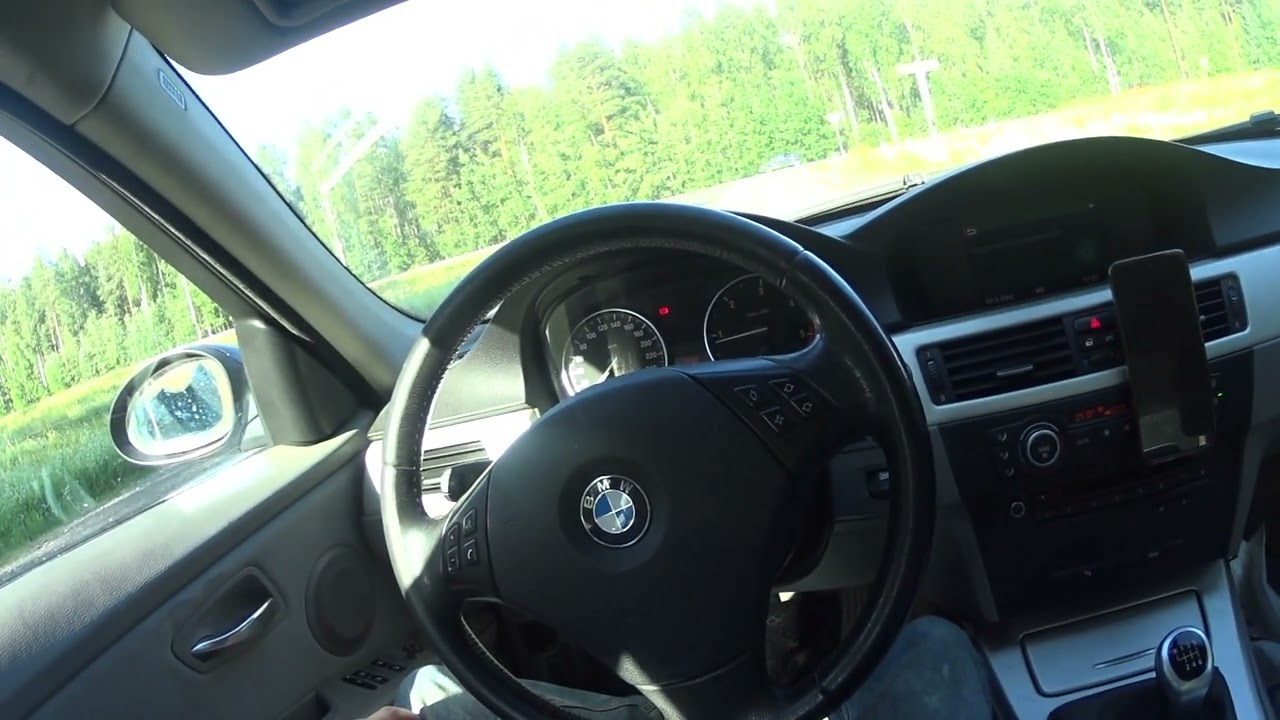 Отзыв БМВ Е90 318d после двух лет владения .