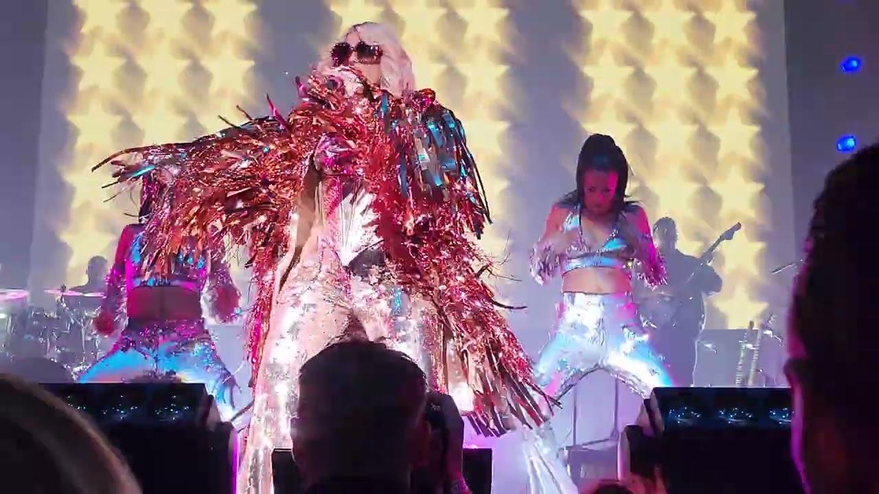 I'm Not High, I'm In Love -  Bebe Rexha -  Live - Orlando, FL - 24June2023 - 4K