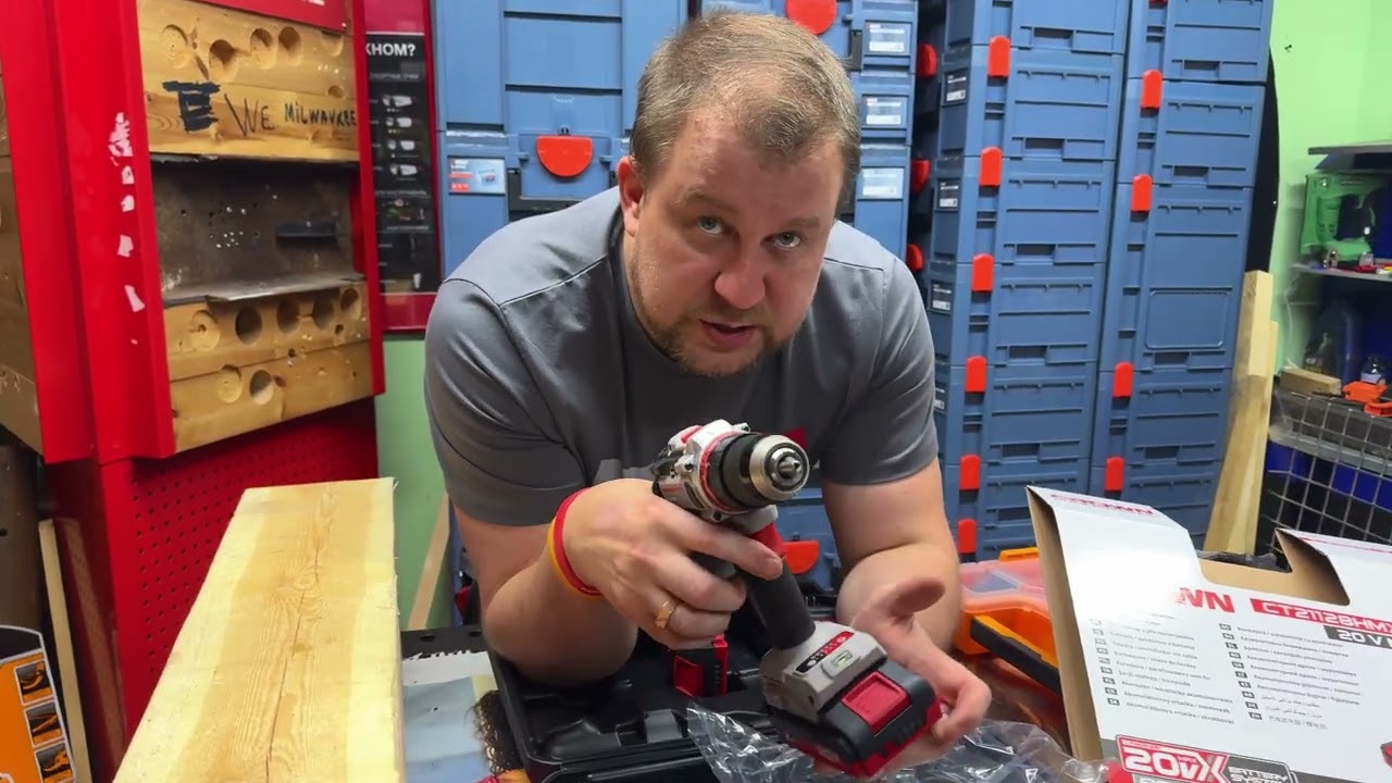 2*3 скоростной шуруповерт Crown CT21128HMX-2 BMC