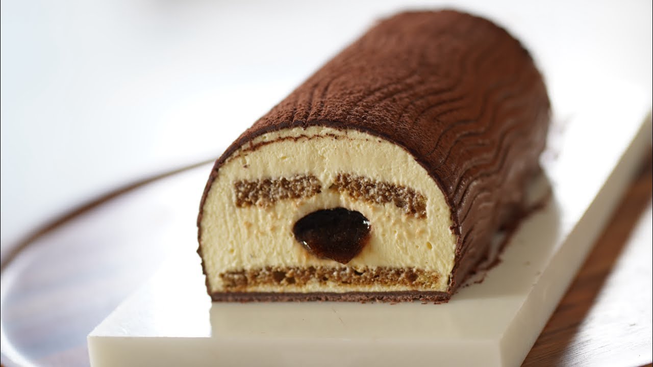 Tiramisu Yule Log – Bruno Albouze