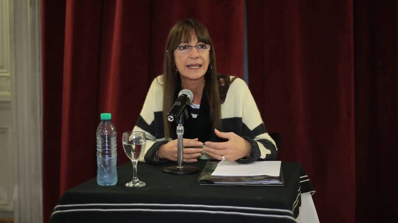 Ciclo Camino al Bicentenario en el Club del Progreso - Orador: Marcela Ternavasio