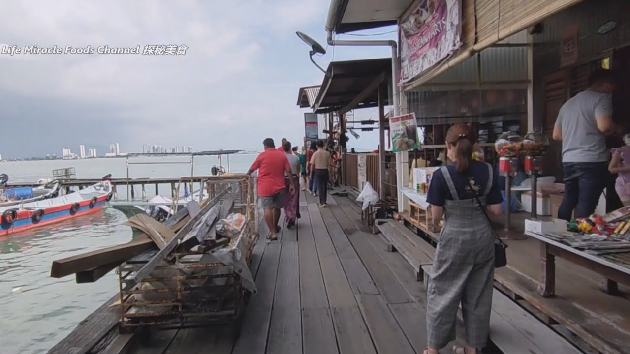 槟城水上世家姓周桥复古老区农历新年观光旅游胜地美食街 Chew Jetty in Penang Malaysia Life 2022