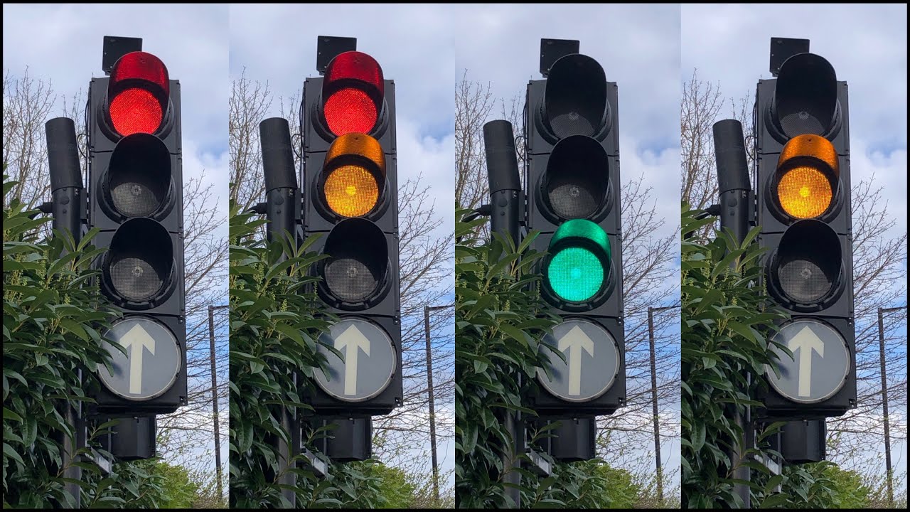 Enfield:  Chase Road O/S Oakwood Train Station, PEEK & Yunex Helios Traffic Lights