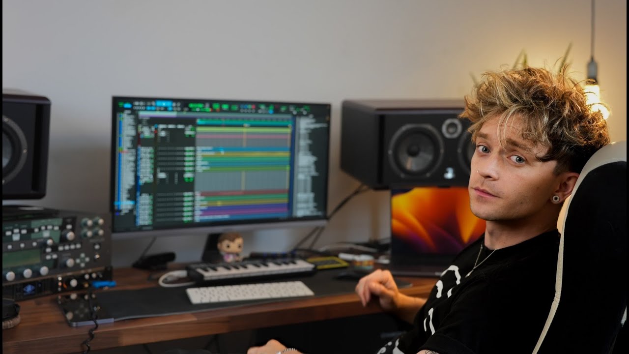 Bedroom Producer Connor Ball from "The Vamps" | Welcome To My Studio | VocAlign and RePitch