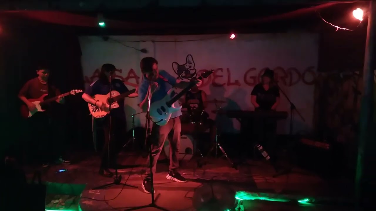 tripa y korazon en la sala del gordo ramos junto a zapada