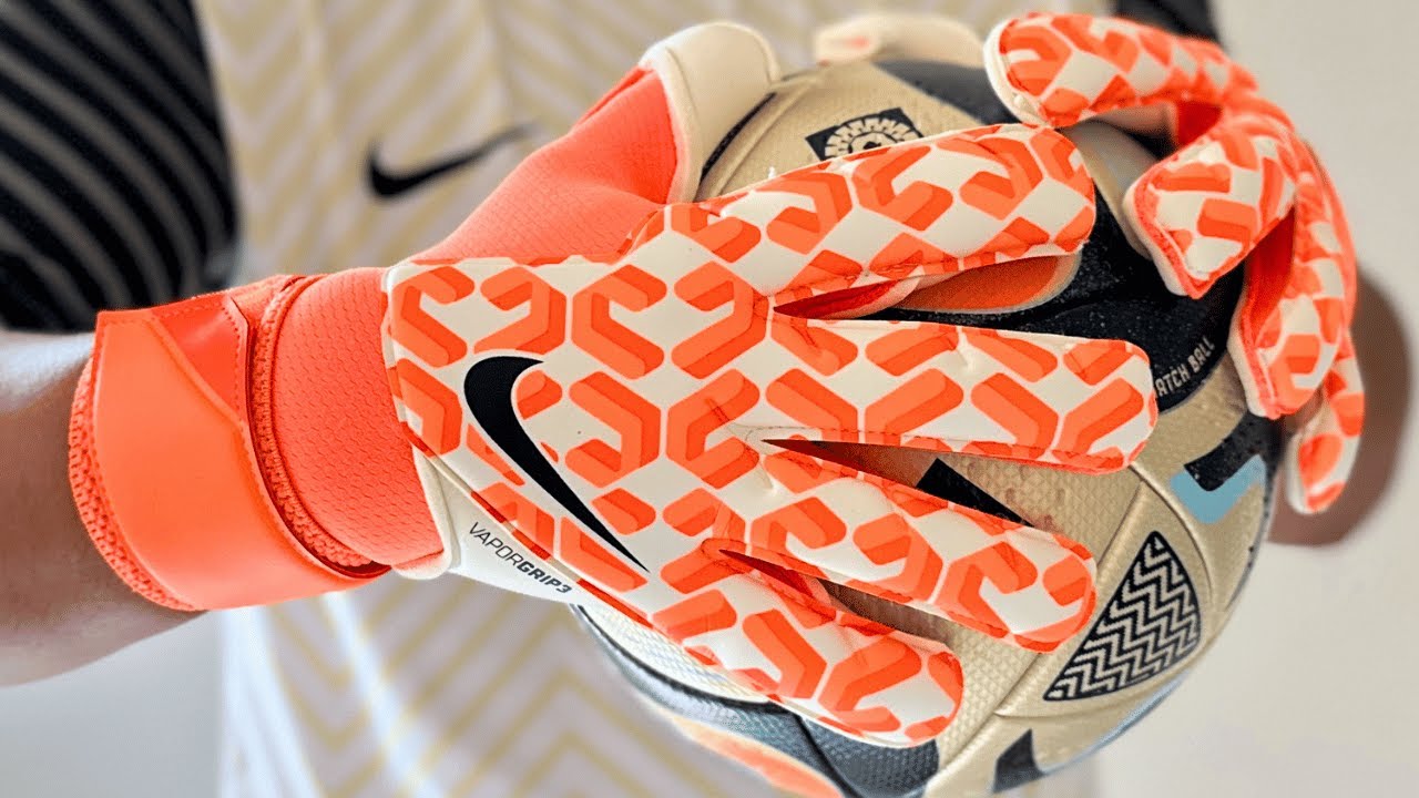 Nike VAPOR GRIP 3 20CM UNITED PACK Goalkeeper Gloves