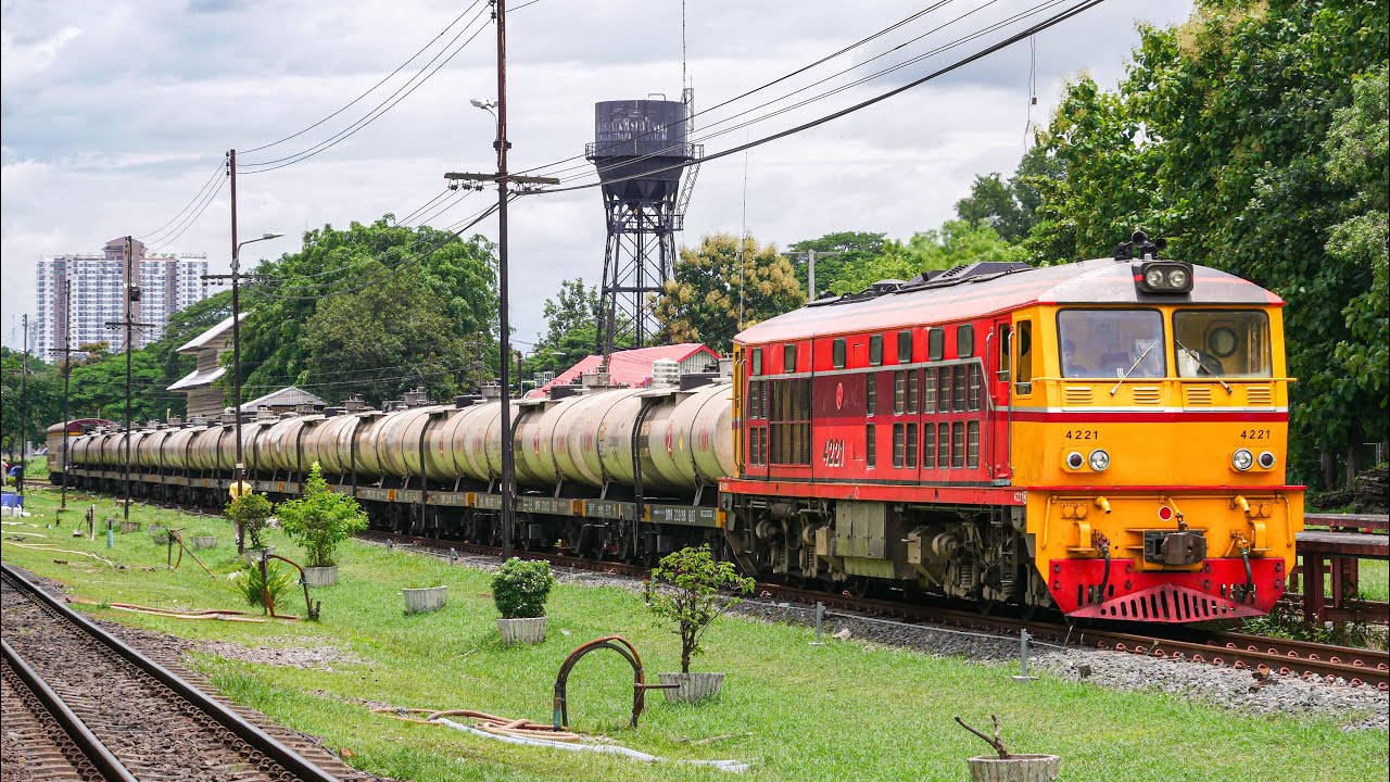 การตั้งขบวนรถน้ำมัน 642 และการสับเปลี่ยน (Shunting) สถานีรถไฟเชียงใหม่ / Thai Train Compilation