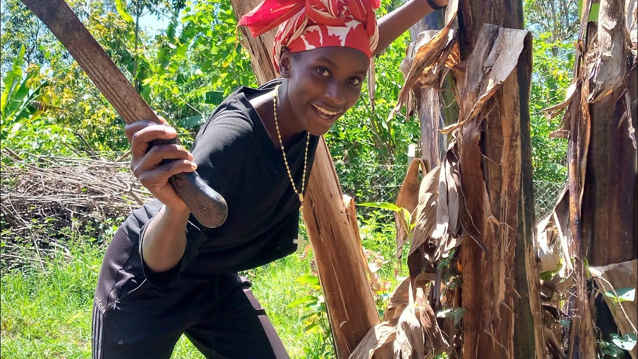 PEACEFUL FARM DAY/GROWING FOOD and COOKING A SIMPLE MEAL/ KENYAN VILLAGE LIFE♥️♥️ 