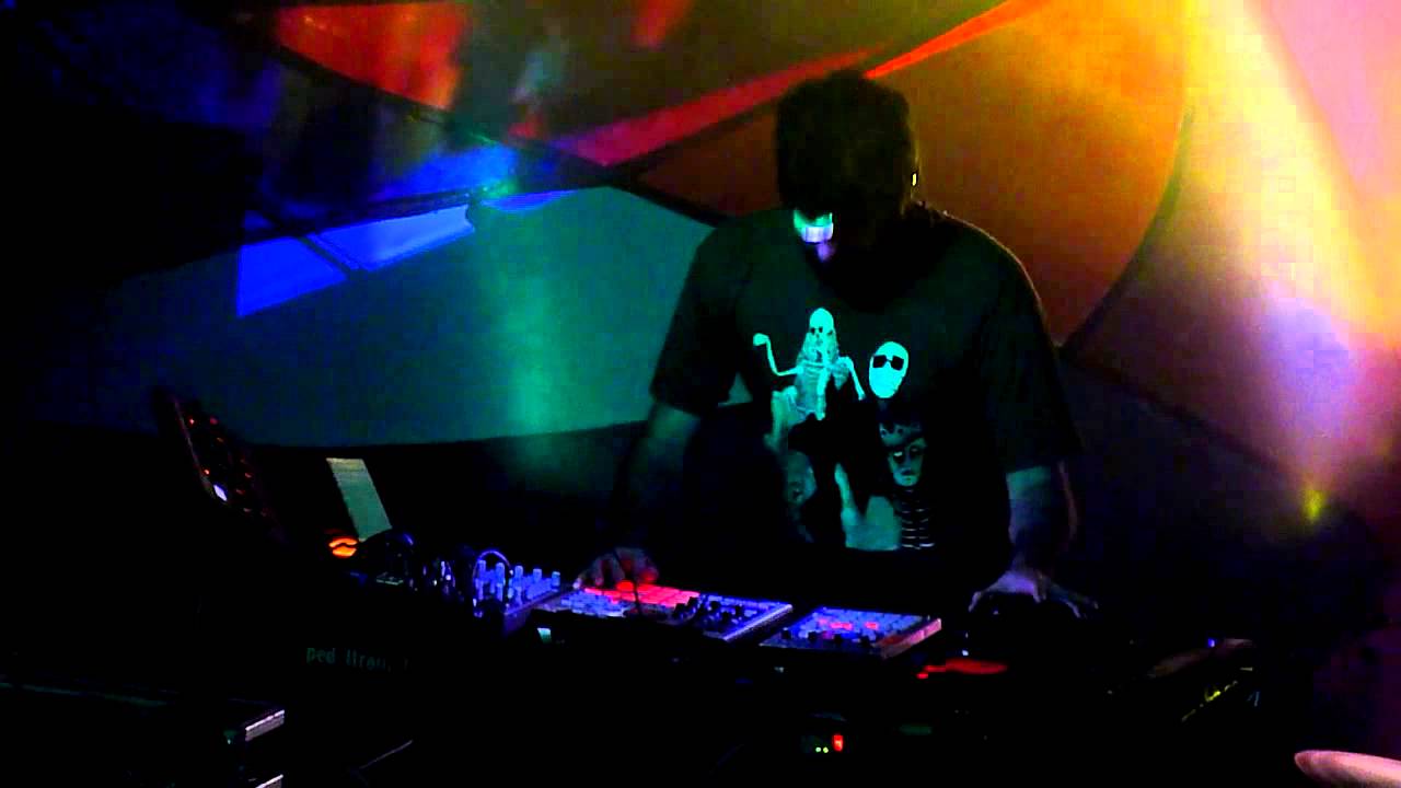 Animal Collective - Honeycomb [Live at Tivoli Oudegracht, Utrecht - 01-11-2012]