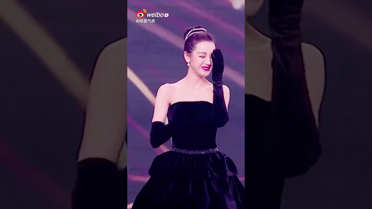 Dilraba Dilmurat thảm đỏ qua các năm