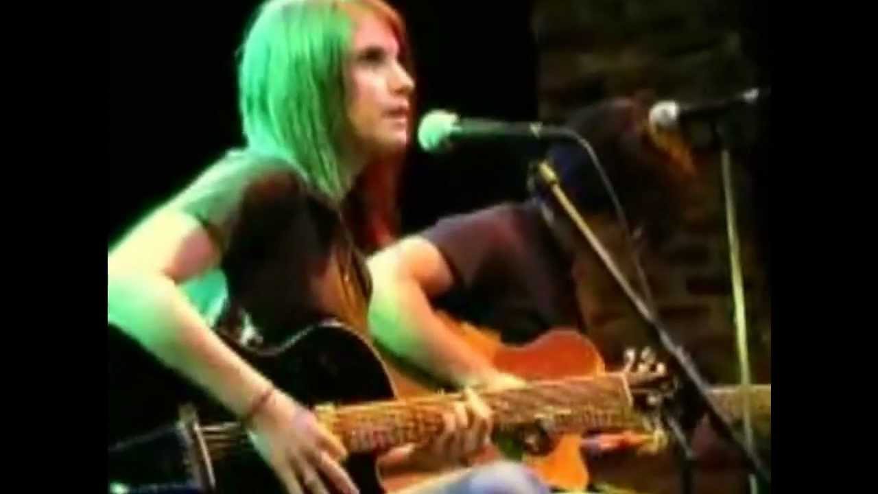 PARAMORE-Acoustic,2006[FULL PERFORMANCE]
