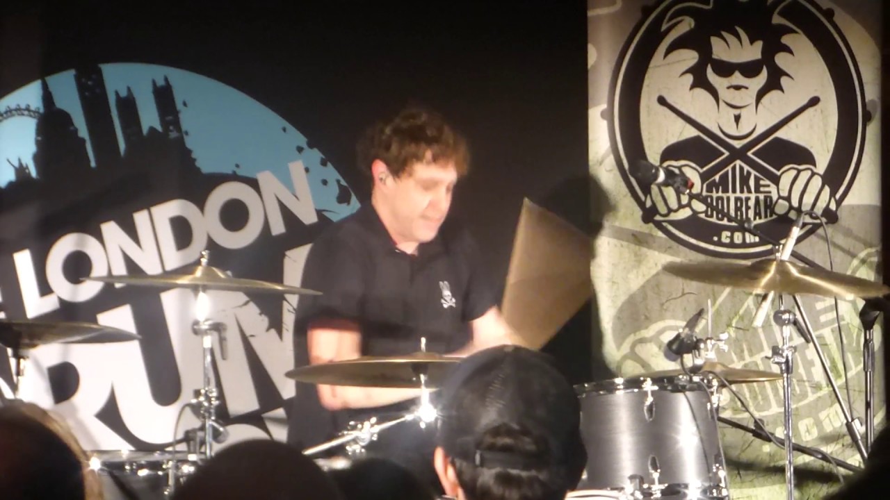 Kasabian - Days Are Forgotten (Ian Matthews solo performance at the London Drum Show 2016)