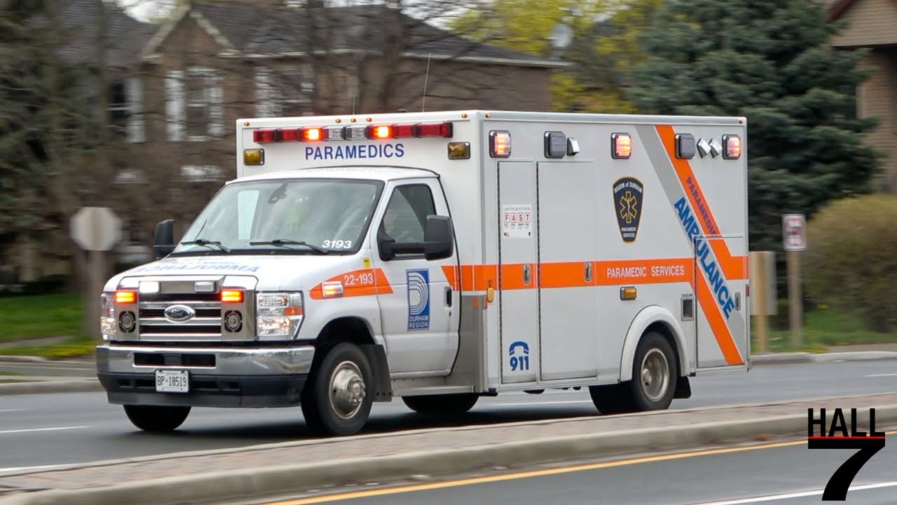 Durham Region Paramedic Service - 3111 & 3193 Responding