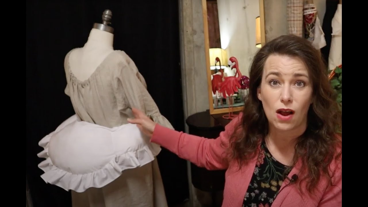 I made an 18th century bum pad | Simplicity 8162 pattern review