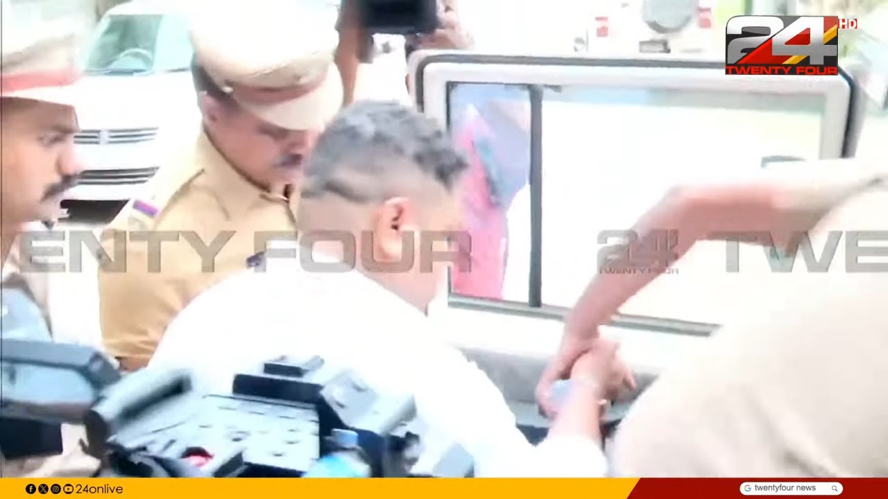 CISF ജവാന്മാരെ അറസ്റ്റിന് ശേഷം വൈദ്യ പരിശോധനയ്ക്കായി കൊണ്ടുപോകുന്നു | Nedumbassery Incident
