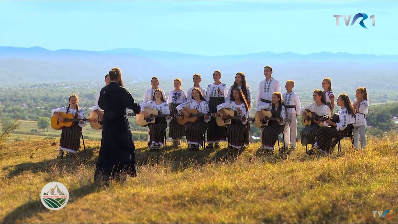 Rom&acirc;nia veritabilă: Corul Parohiei Ireşti &icirc;n concert (@TVR1)