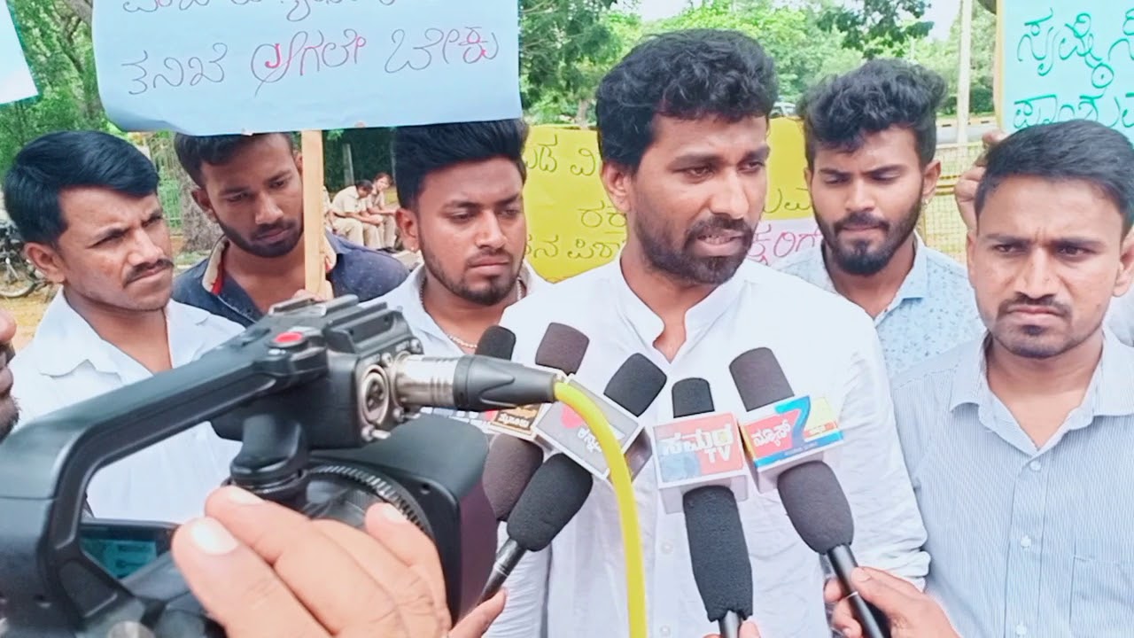 SHARADA VILASA LAW STUDENTS