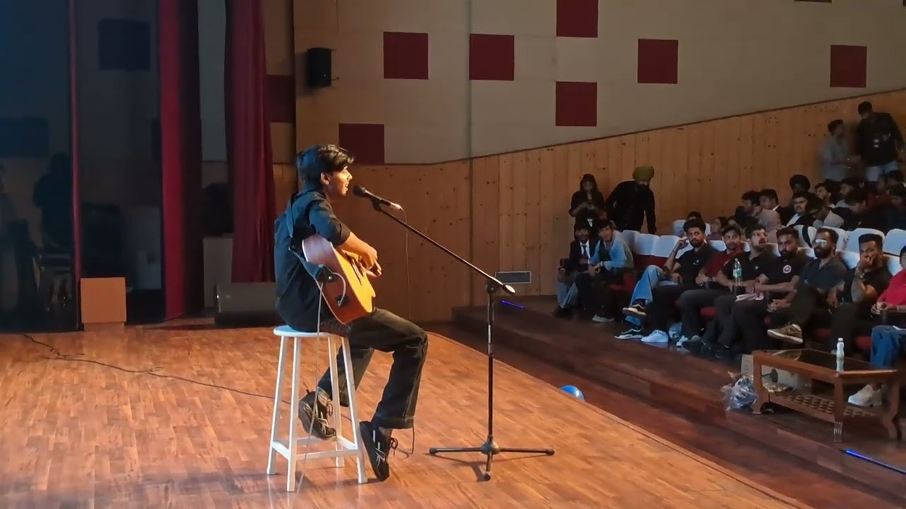 Labon ko x Phir mohabbat || Live performance in College || Subodh || CGC Landran #youtube #ytshorts