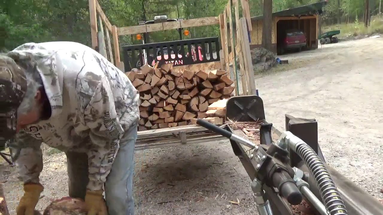 Black Diamond 27 T speeds up fire wood process . Pallets for 1/2 cords