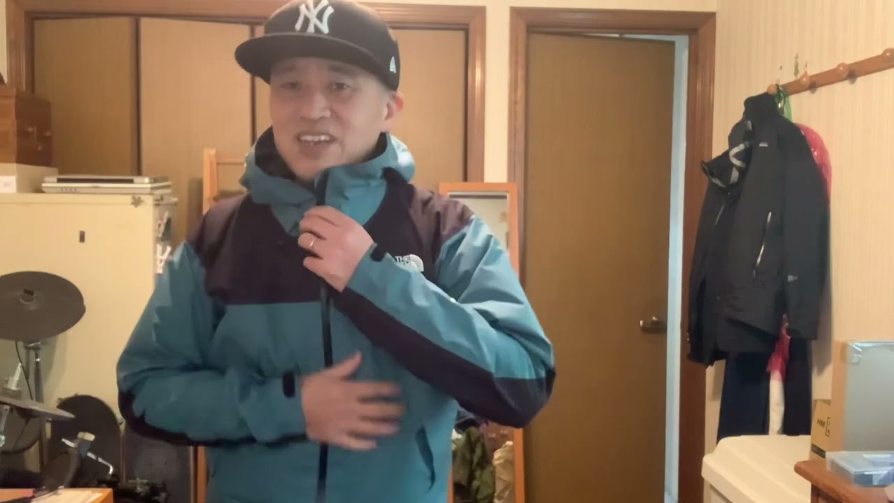 身長160センチ体重56キロ 59歳のオッサンがノースフェイスのクライムライトジャケットMサイズ着てみた