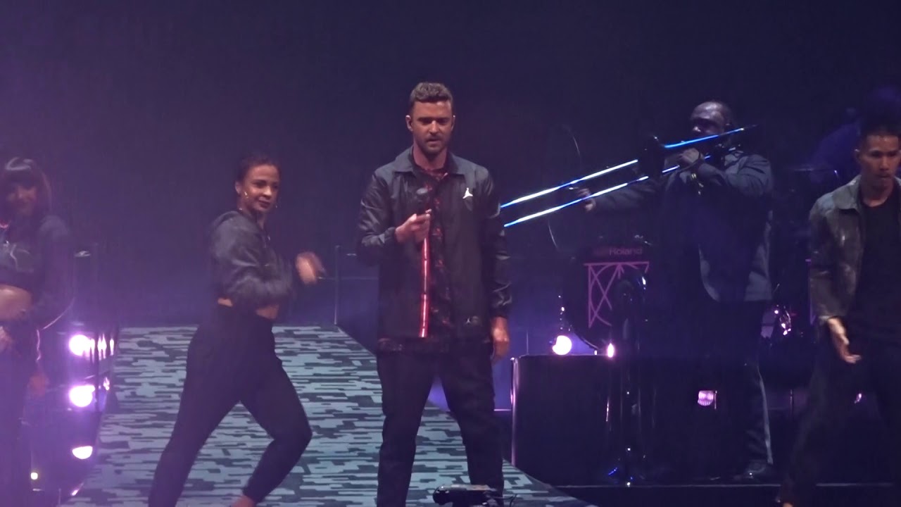 Justin timberlake-loveStoned Man of the Wood Tour Paris