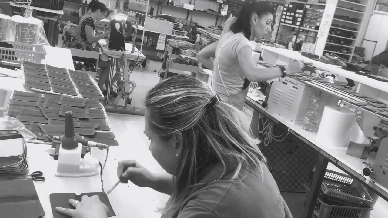 Il nostro laboratorio artigiano di pelletteria  MADE IN ITALY