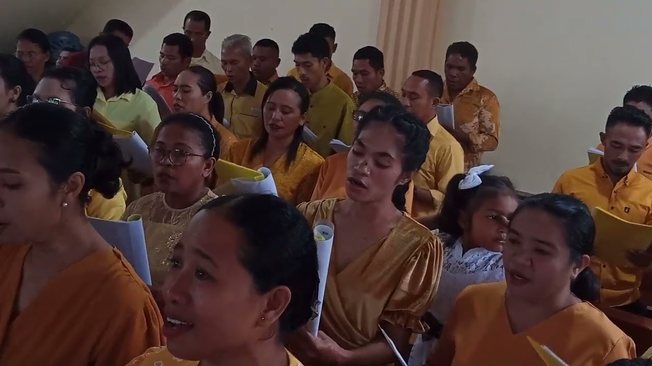 KE ALTAR-MU YA TUHAN,Lagu/Arsn.Yosef Uran,Jr, PS Gabungan Kapela Roh Kudus Borong