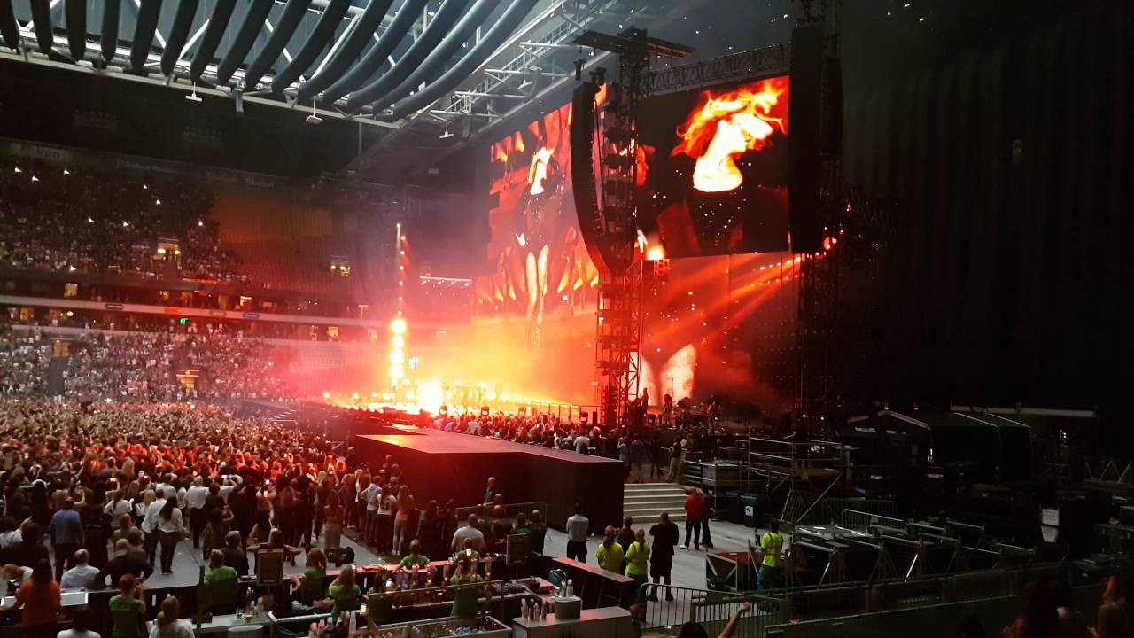 Beyoncé Run the World in Amsterdam Arena 2016 (UHD)