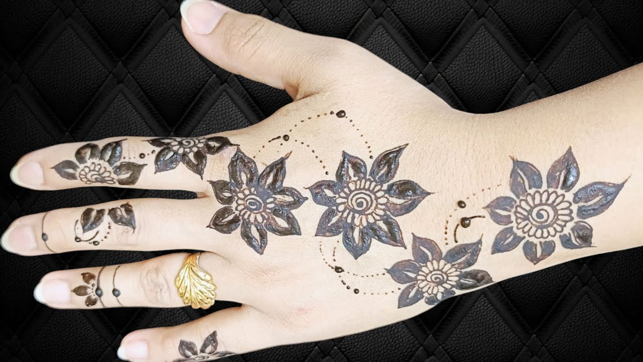 Simple stylish back hand mehndi design #mehndi #madismehndistudio