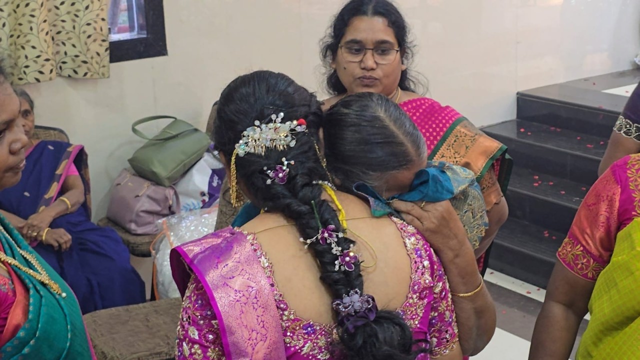 అమ్మ కన్నీళ్ళళ్ళో ప్రేమ...అప్పగింతల వేదన! తల్లిదండ్రులు హృదయం విరిచే క్షణం అప్పగింతలు సమయం😭