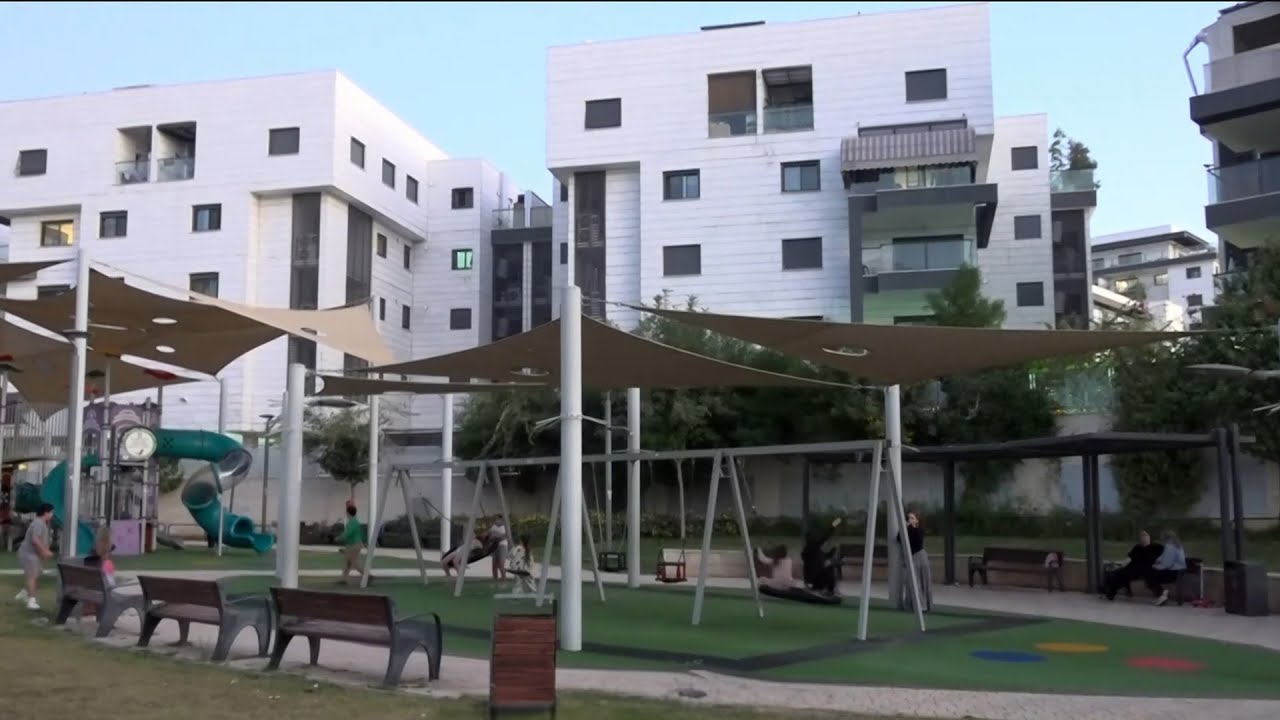 מחיר למשתכן? כשרבים מחכים להגרלות - יש מי שמוכר את הדירות במיליונים