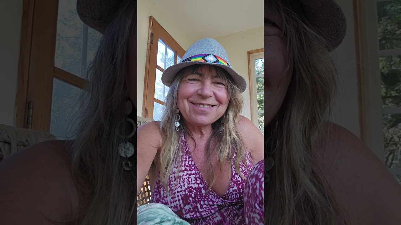 Lesbian Dating & Love Help -- How To Create The Love Life You Truly Want