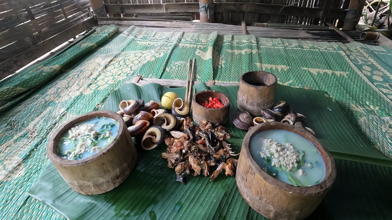 Thức ăn cho bữa sáng khi trời mưa, cuộc sống tự nhiên