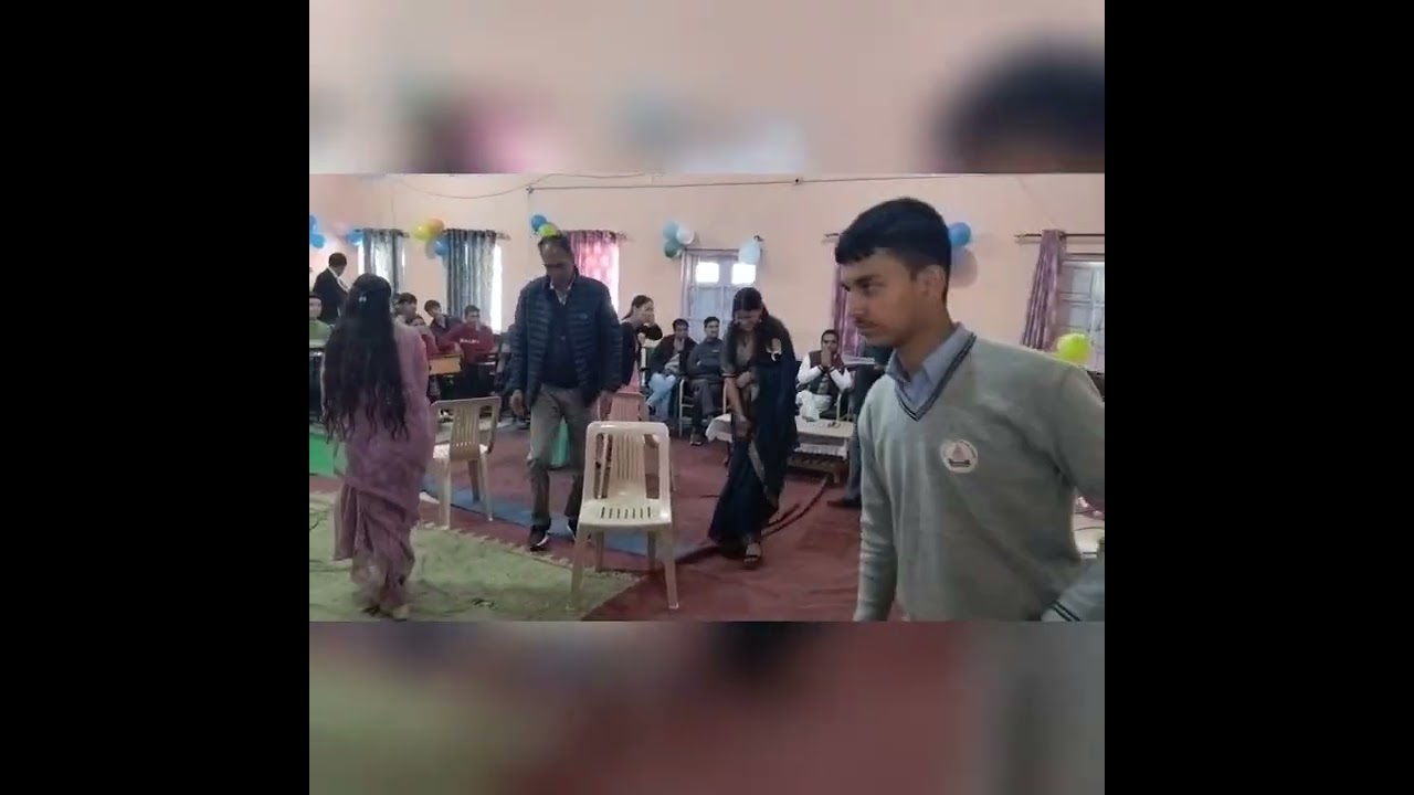 A day in my school#Aaj thi hmare school me farewell party 🎉🥳Batch 2025-2026#viralvideochallenge