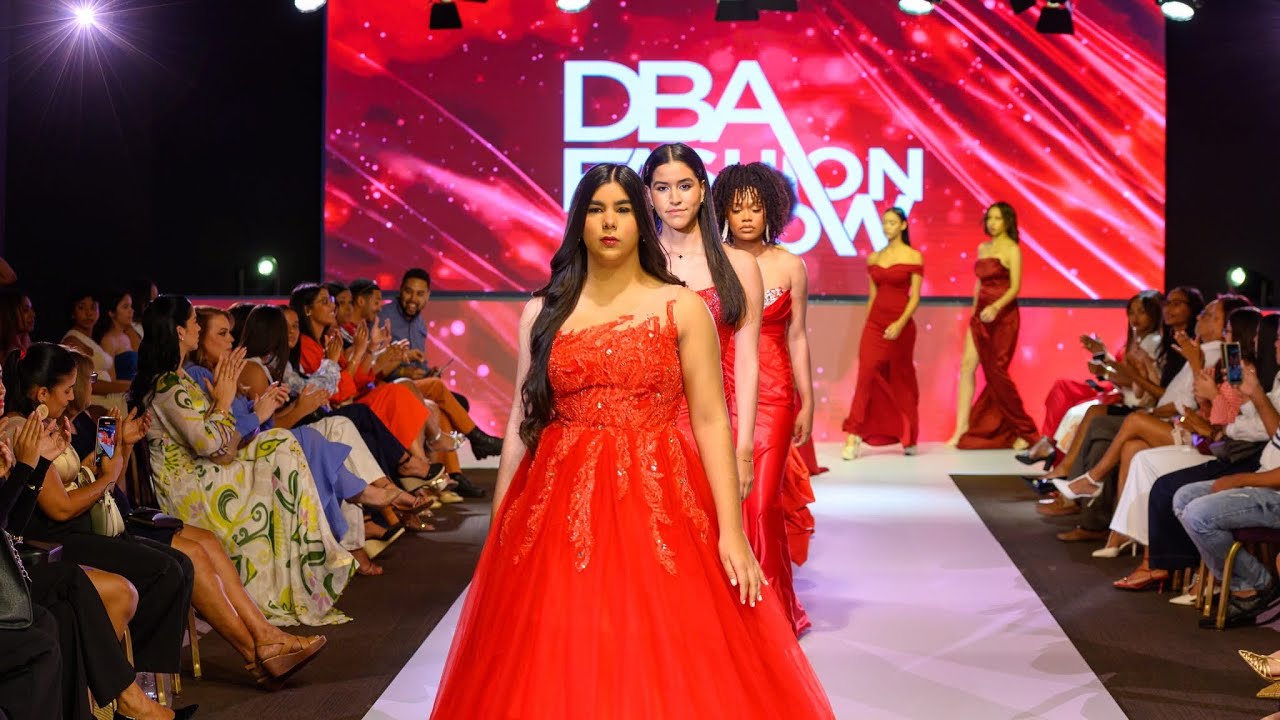 Desfile GALA ROJO DBA FASHION SHOW 2025