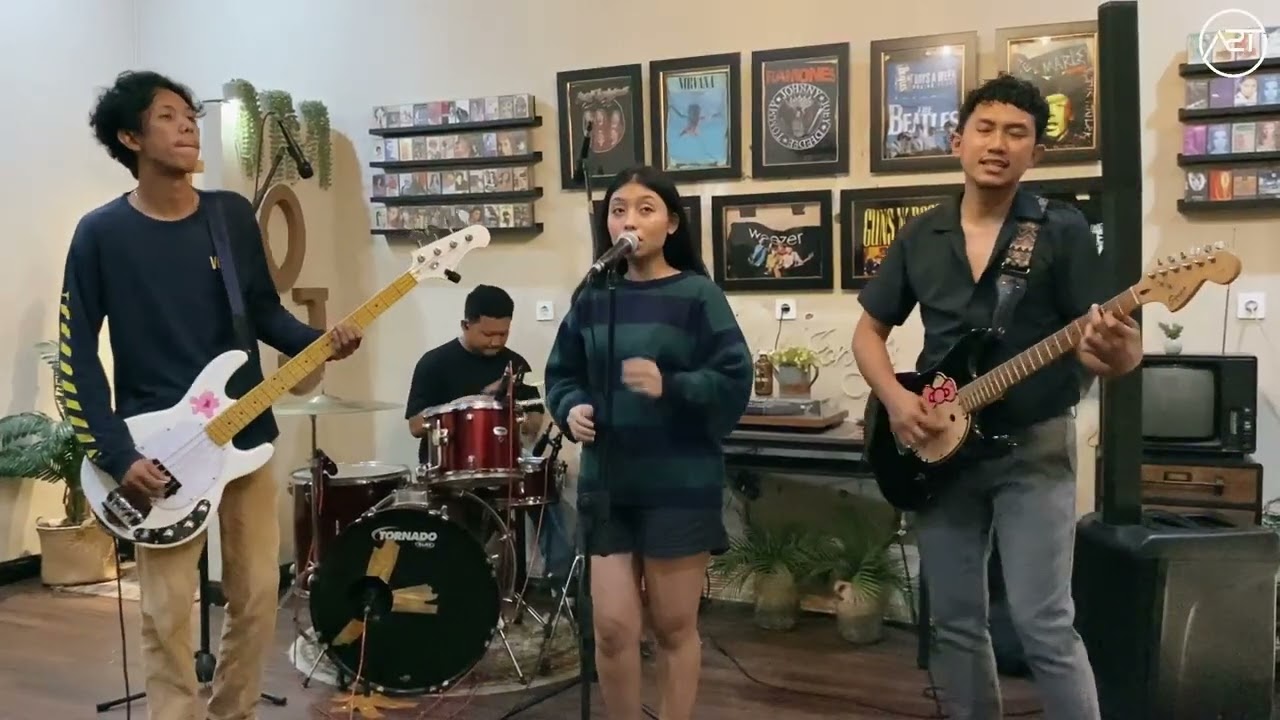 LYCKA - DEAR G & WHERE DID ALL THE YEARS GO (live at Work & Roll)