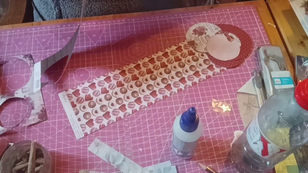 TUTO SCRAP/POUR UN FUTUR HOME DECO /COEUR ÉVENTAIL /