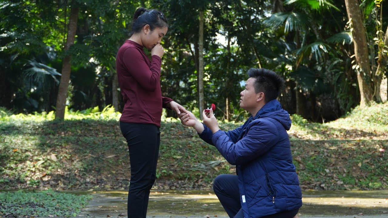 It's no longer just a rumor: Zim has officially proposed to Ly Thi Di.