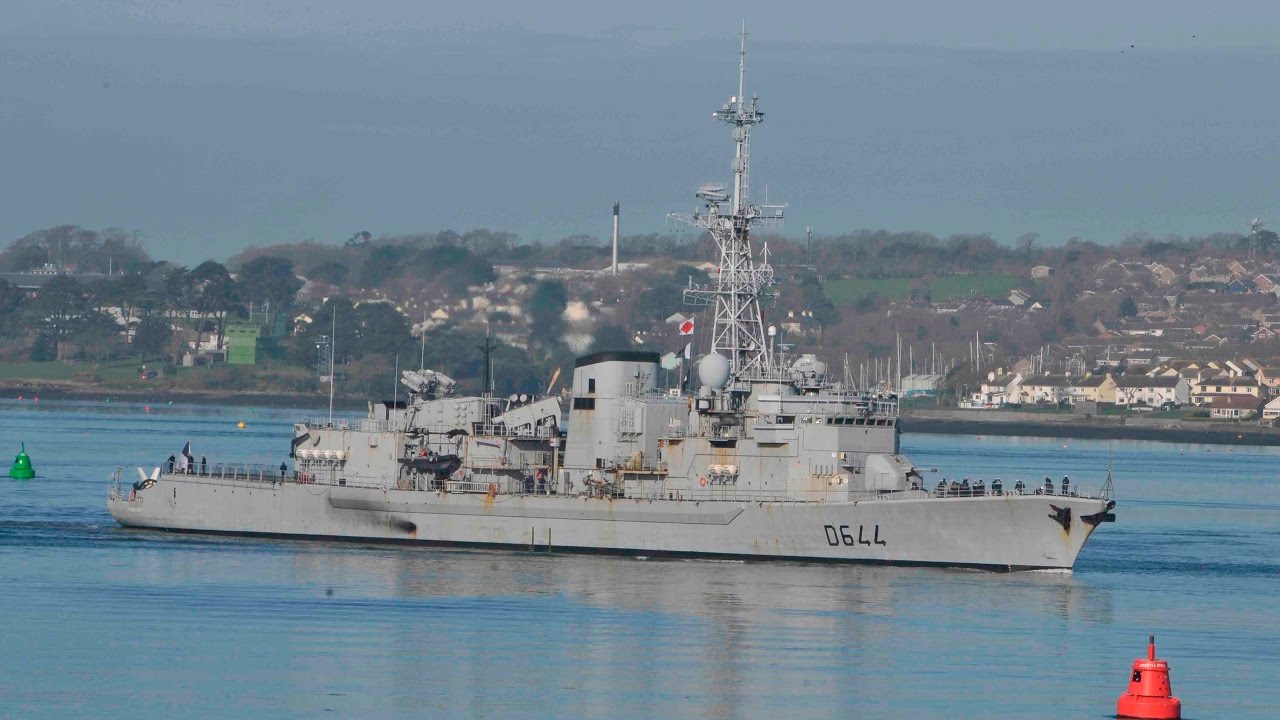 FRENCH NAVY FS PRIMAUGUET D466 LEAVES DEVONPORT AT DEVIL'S POINT - 13th March 2017
