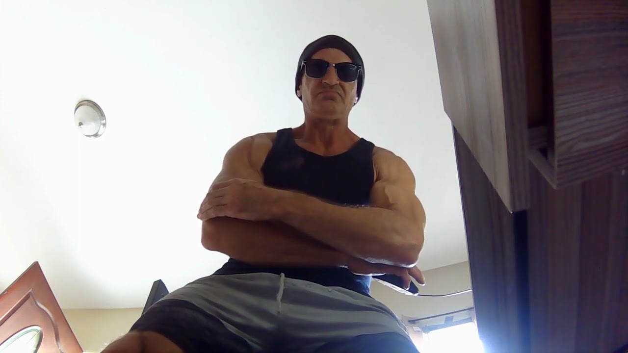 Cash master, ex con, feet master, pay your tributes now boi #asmr, #nsfw,#master,#feet,#foot,#toes,
