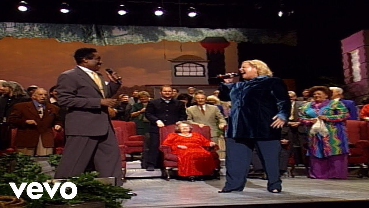 Bill & Gloria Gaither - My God Is Real [Live] ft. Sandi Patty, Jessy Dixon