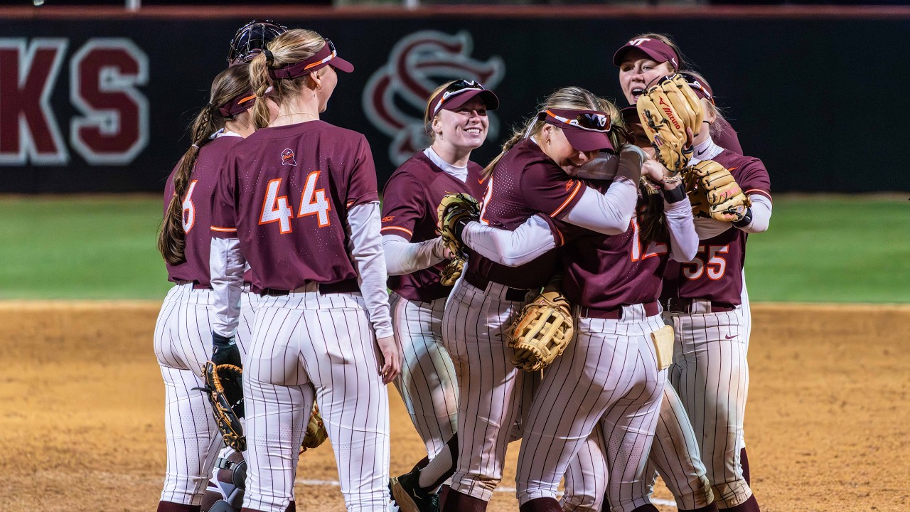 No. 21 Virginia Tech defeats No. 14 South Carolina, 8-5 (2/7/26)
