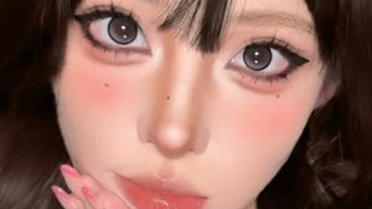 新手详细讲解版全妆跟练 | 寡淡五官浓颜上镜出片神妆！ 怎么都画不腻～