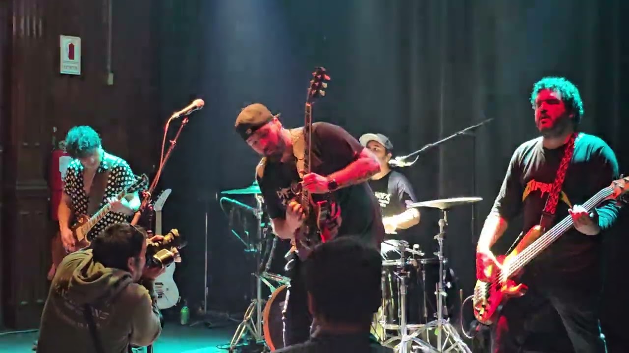 DIFONÍA - Mar de Errores (En vivo) 2025