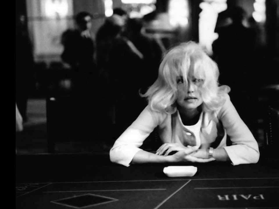 Pauline Julien  - Une sorcière comme les autres (Anne Sylvestre)