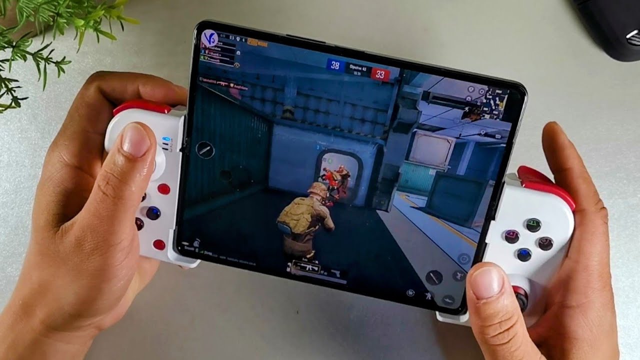 как играть в PUBG на любом Android с помощью игрового контроллера для мобильного телефона BSP-D3